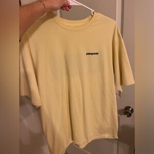 Men’s Patagonia shirt